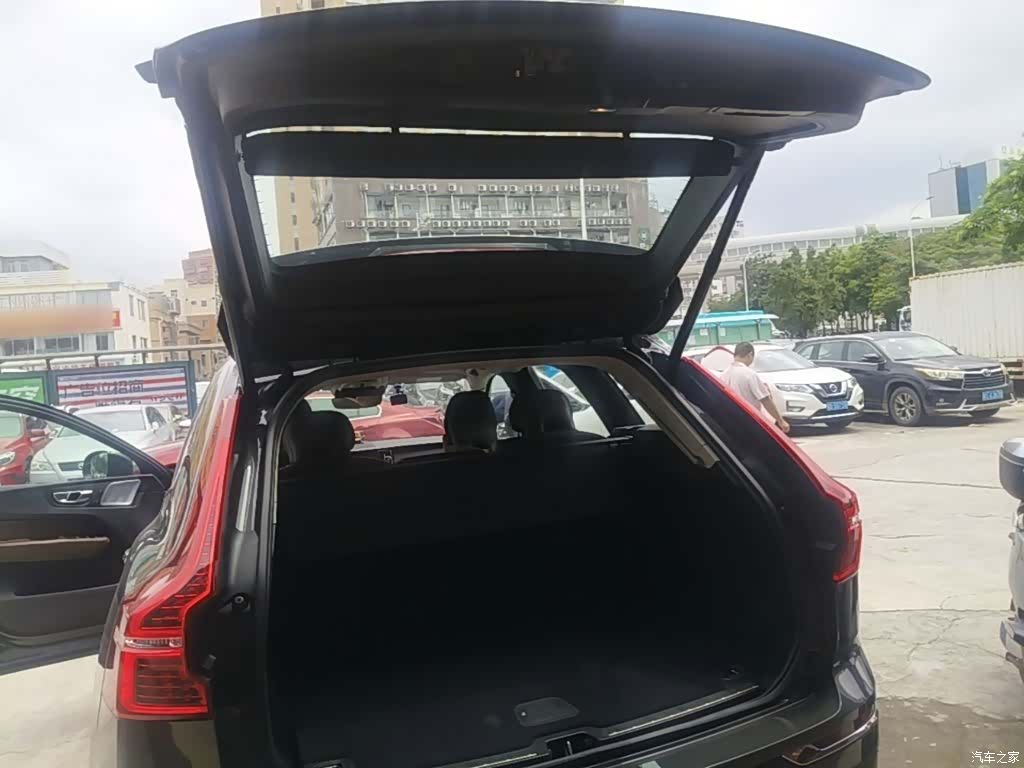 Volvo XC60, 2019 19