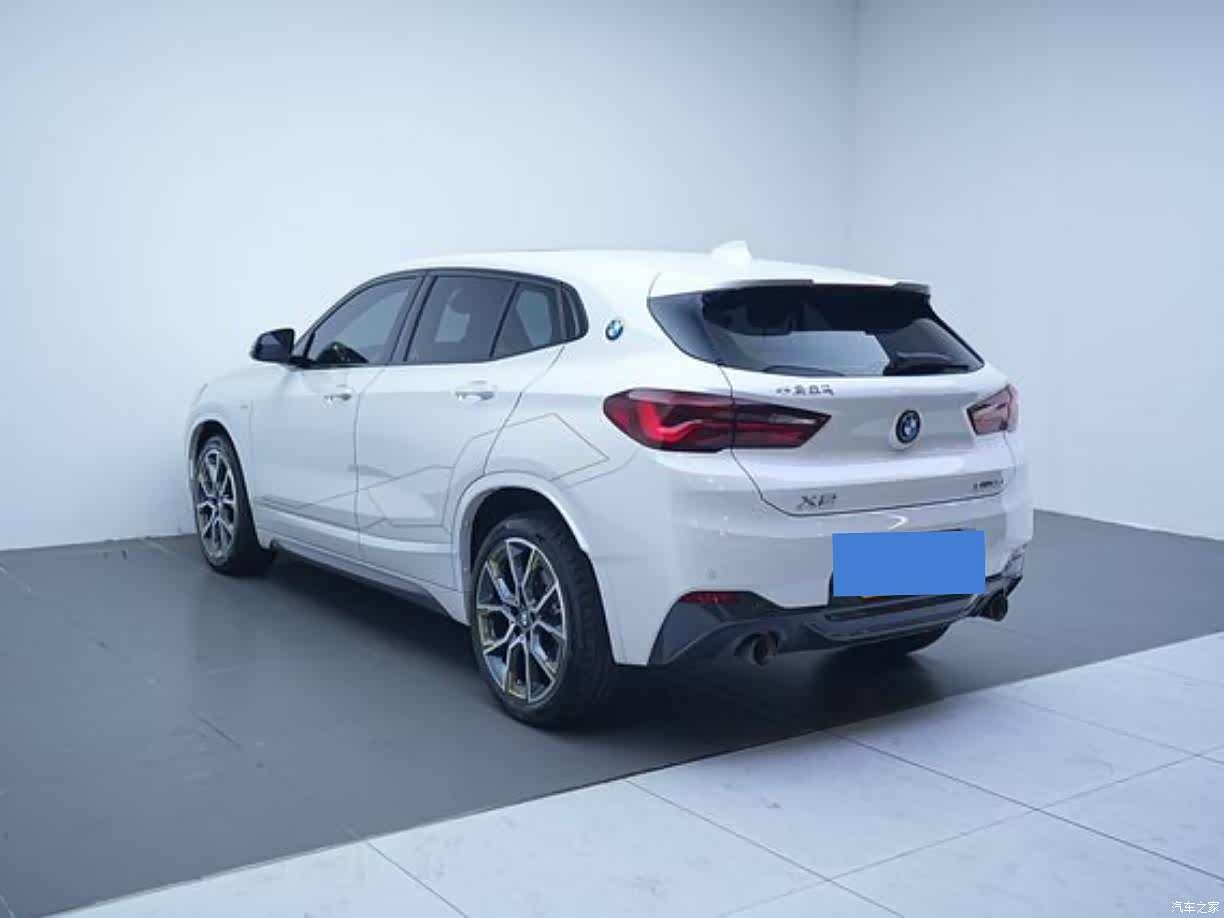 BMW X2, 2023 все фото