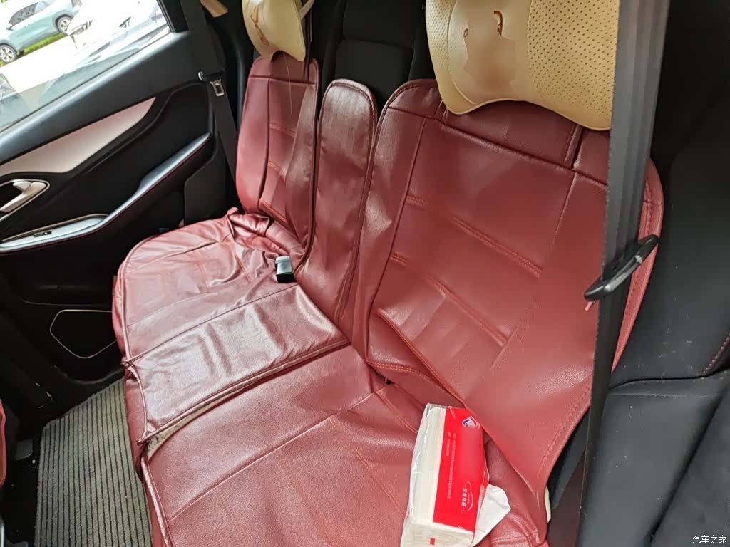Wuling 560, 2016 18