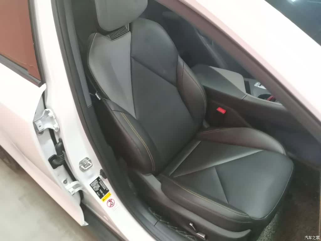 Changan UNI-V, 2023 25