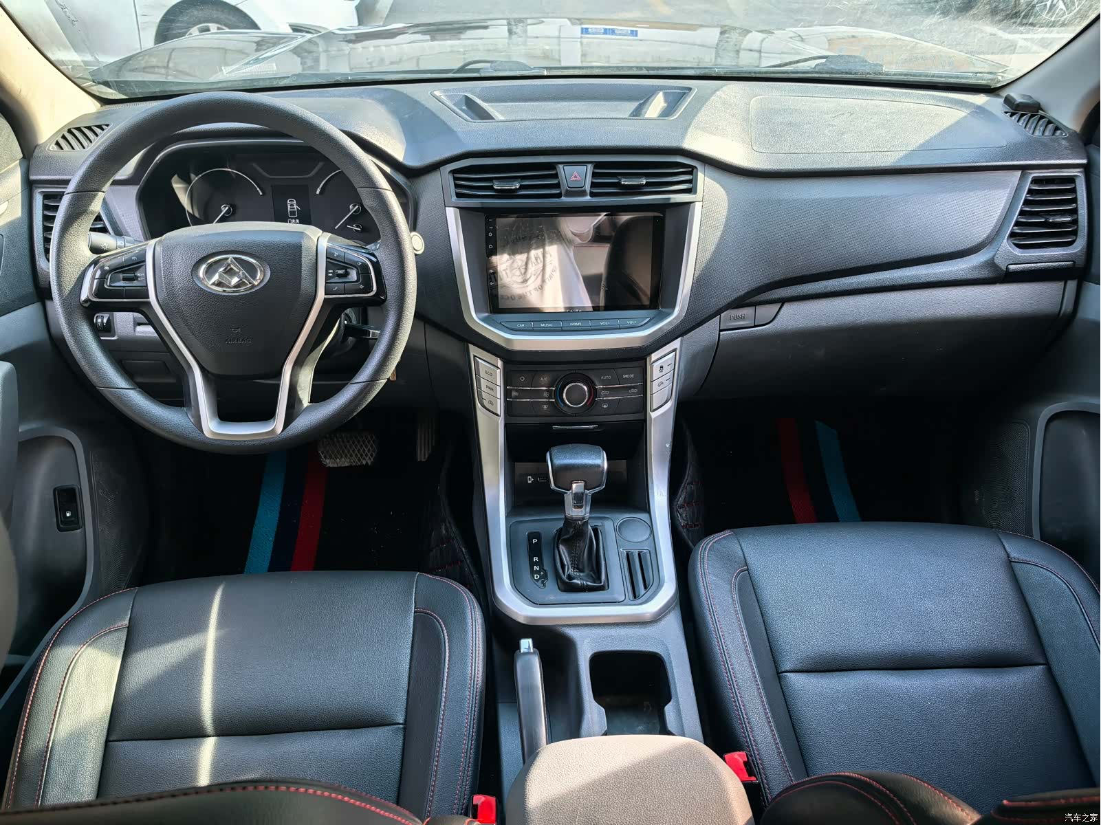 Maxus T60, 2019 8