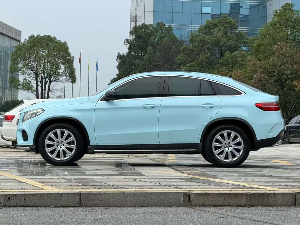 Mercedes-Benz GLE coupe