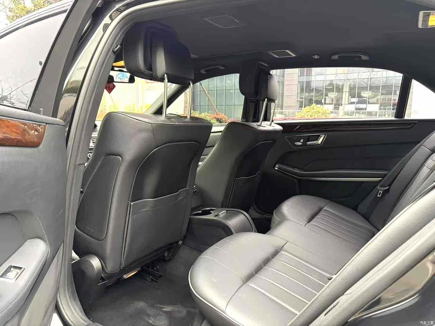 Mercedes-Benz E-Class, 2015 7