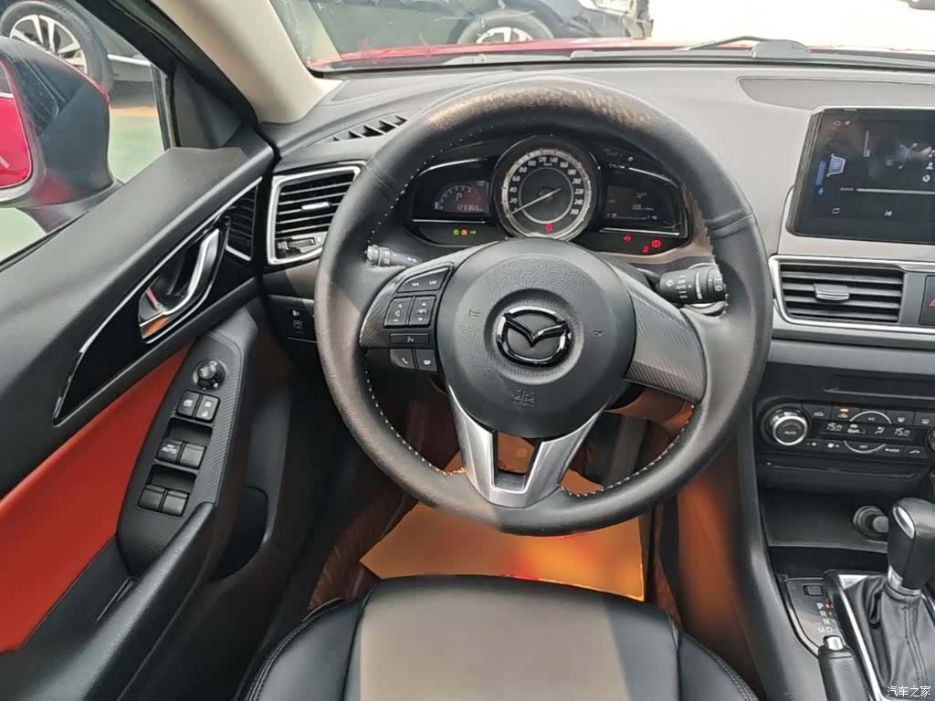 Mazda Mazda3, 2016 11