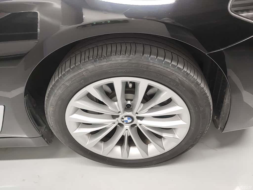 BMW 5 Series, 2019 14
