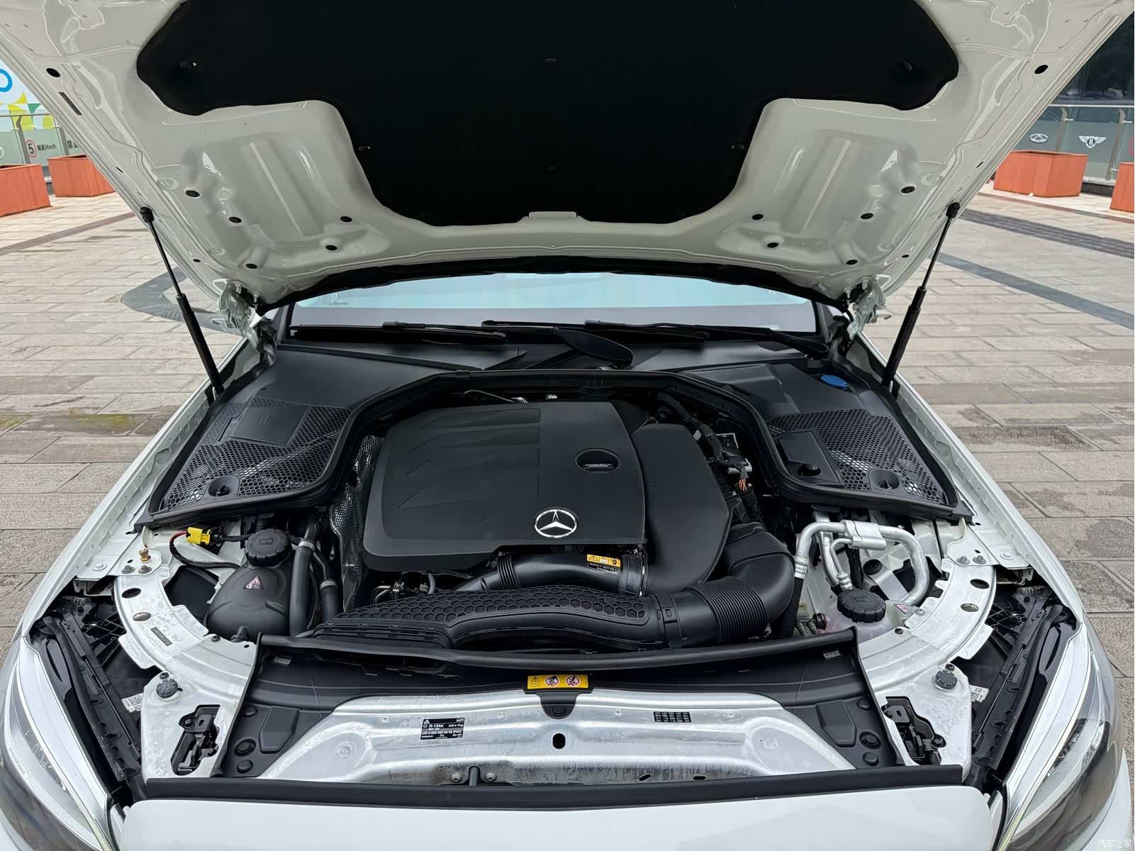 Mercedes-Benz C-Class, 2019 11