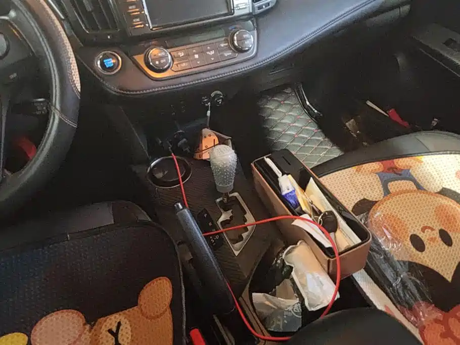 Toyota RAV4 Rongfang