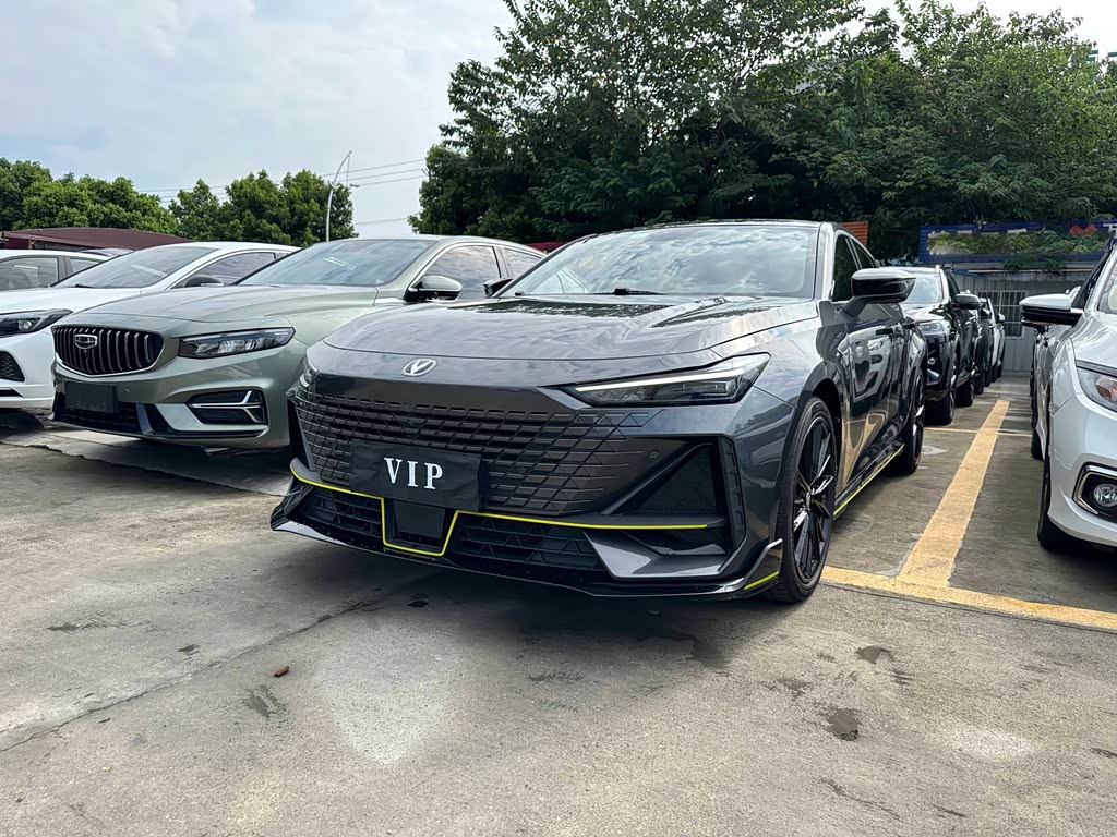 Changan UNI-V