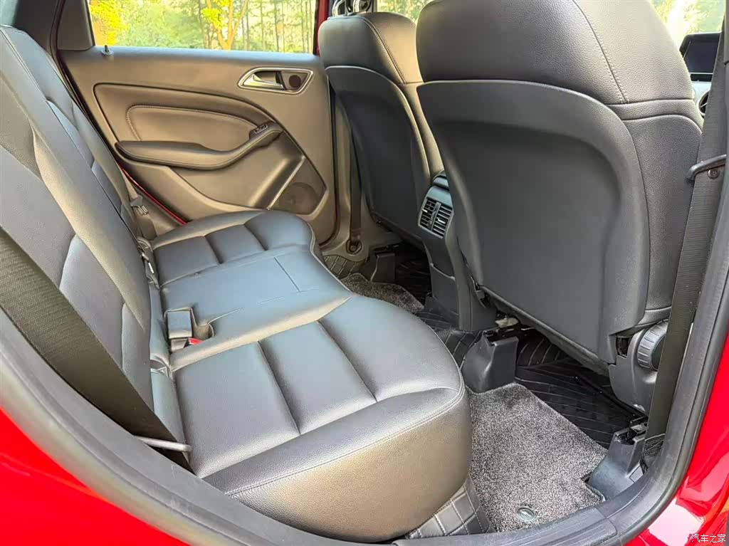 Mercedes-Benz B-Class, 2016 9