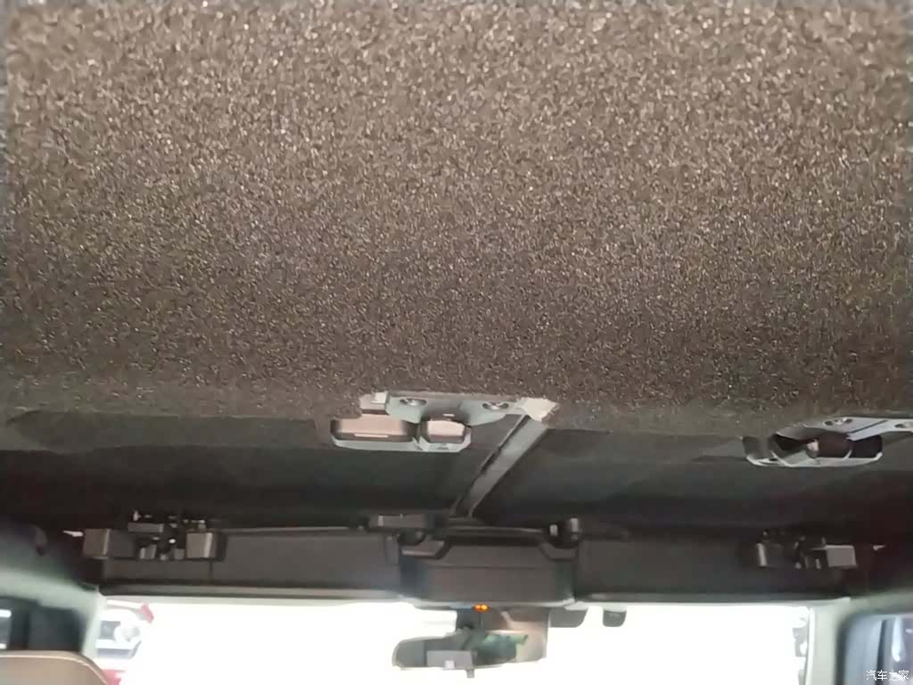 Ford Bronco, 2025 18