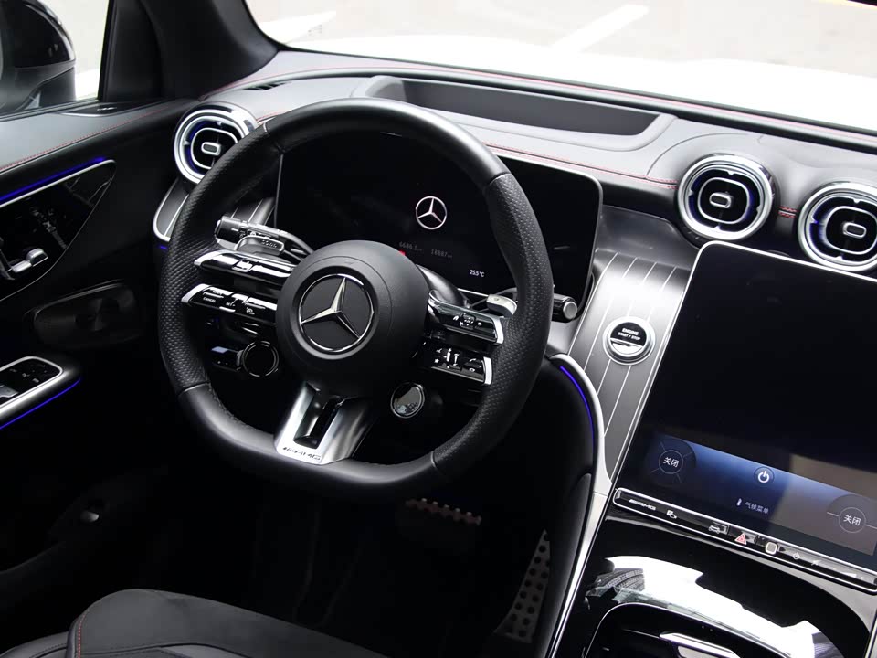 Mercedes-Benz GLC AMG