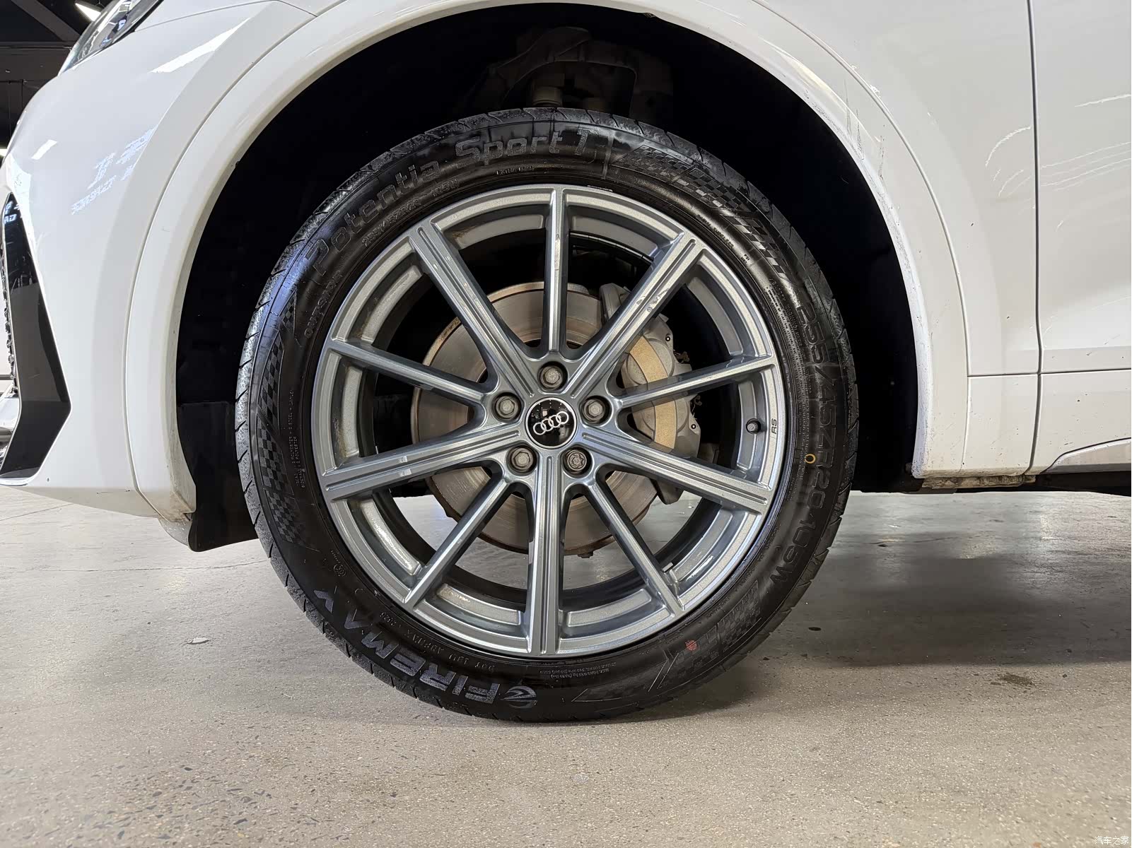 Audi Q5L, 2024 23