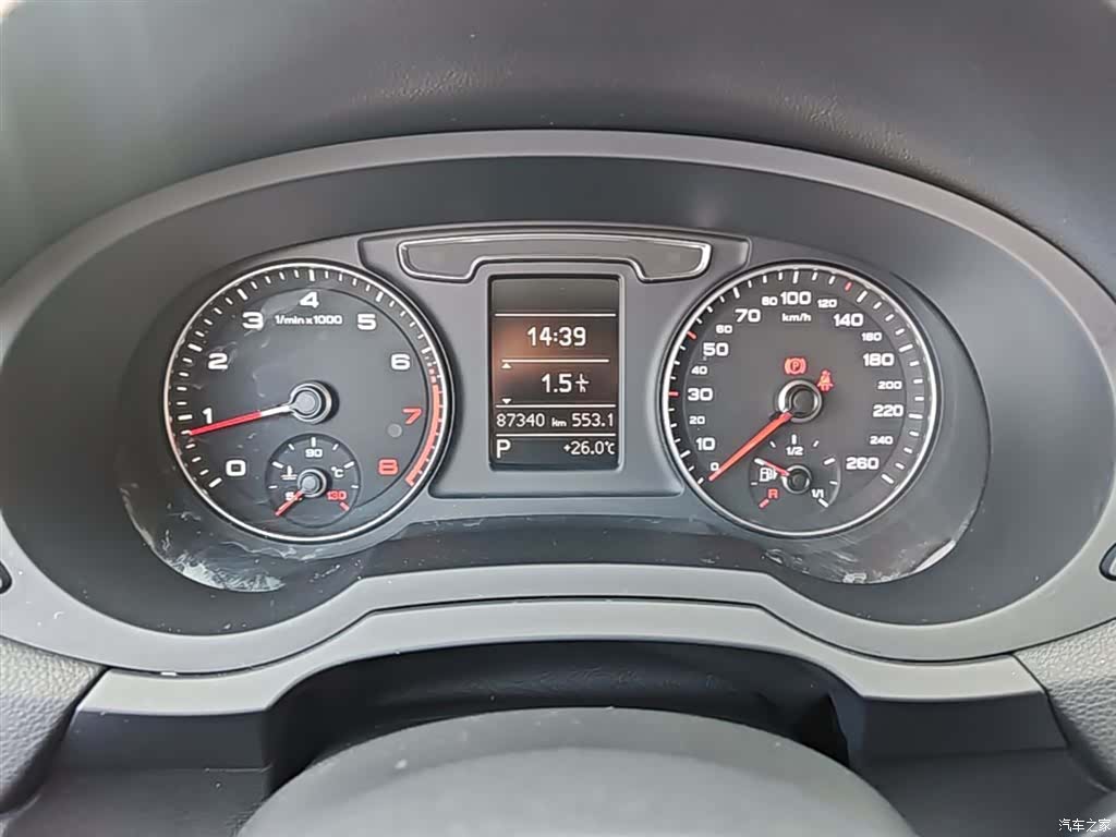 Audi Q3, 2017 12