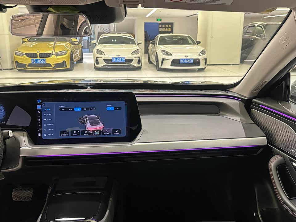 XPENG P7 XPENG P7