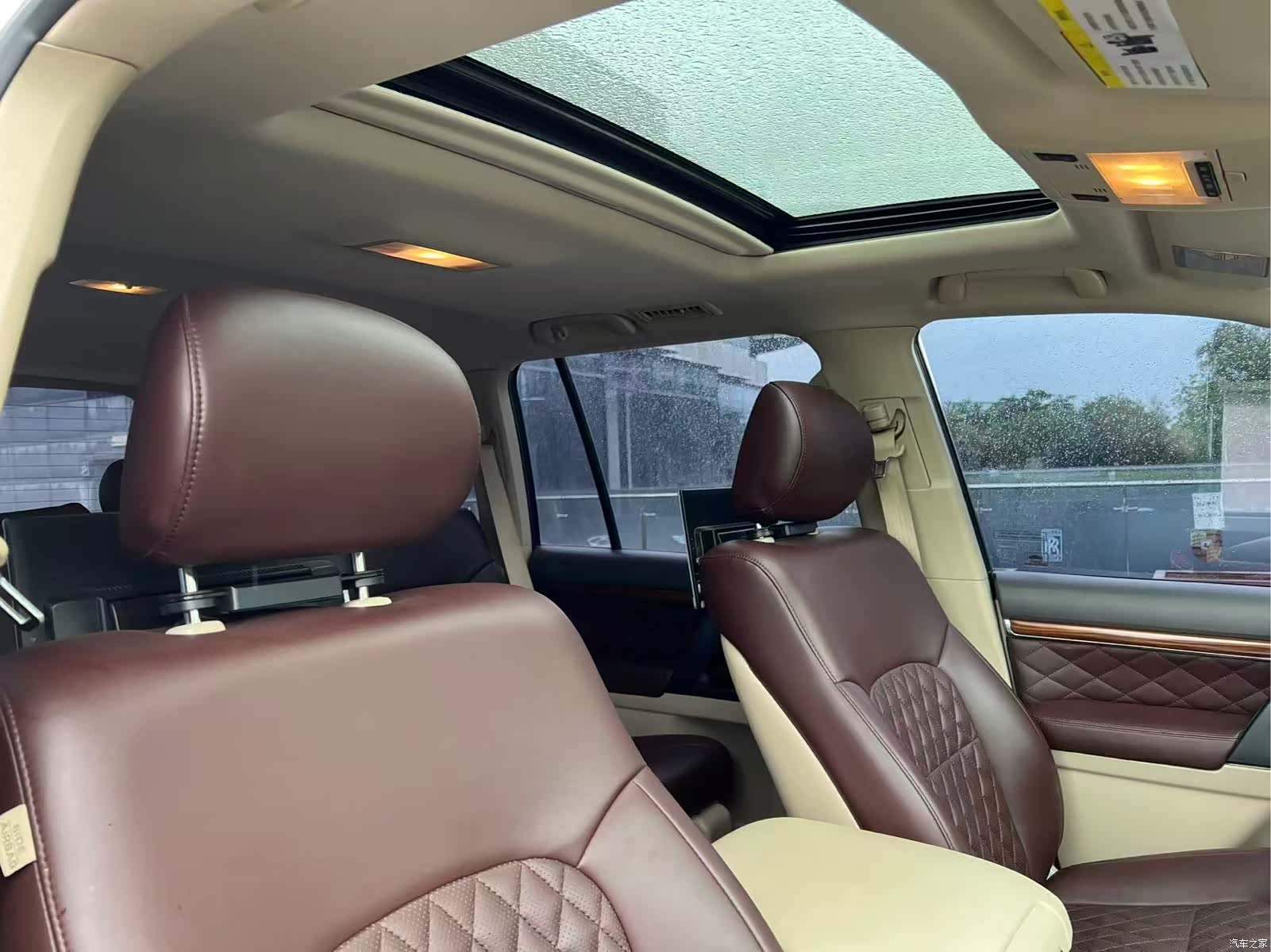 Toyota Land Cruiser, 2020 19