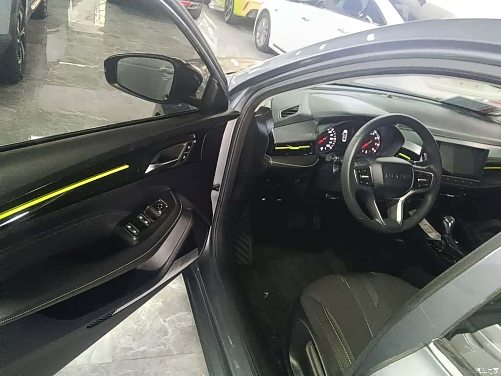 Roewe i5, 2021 12
