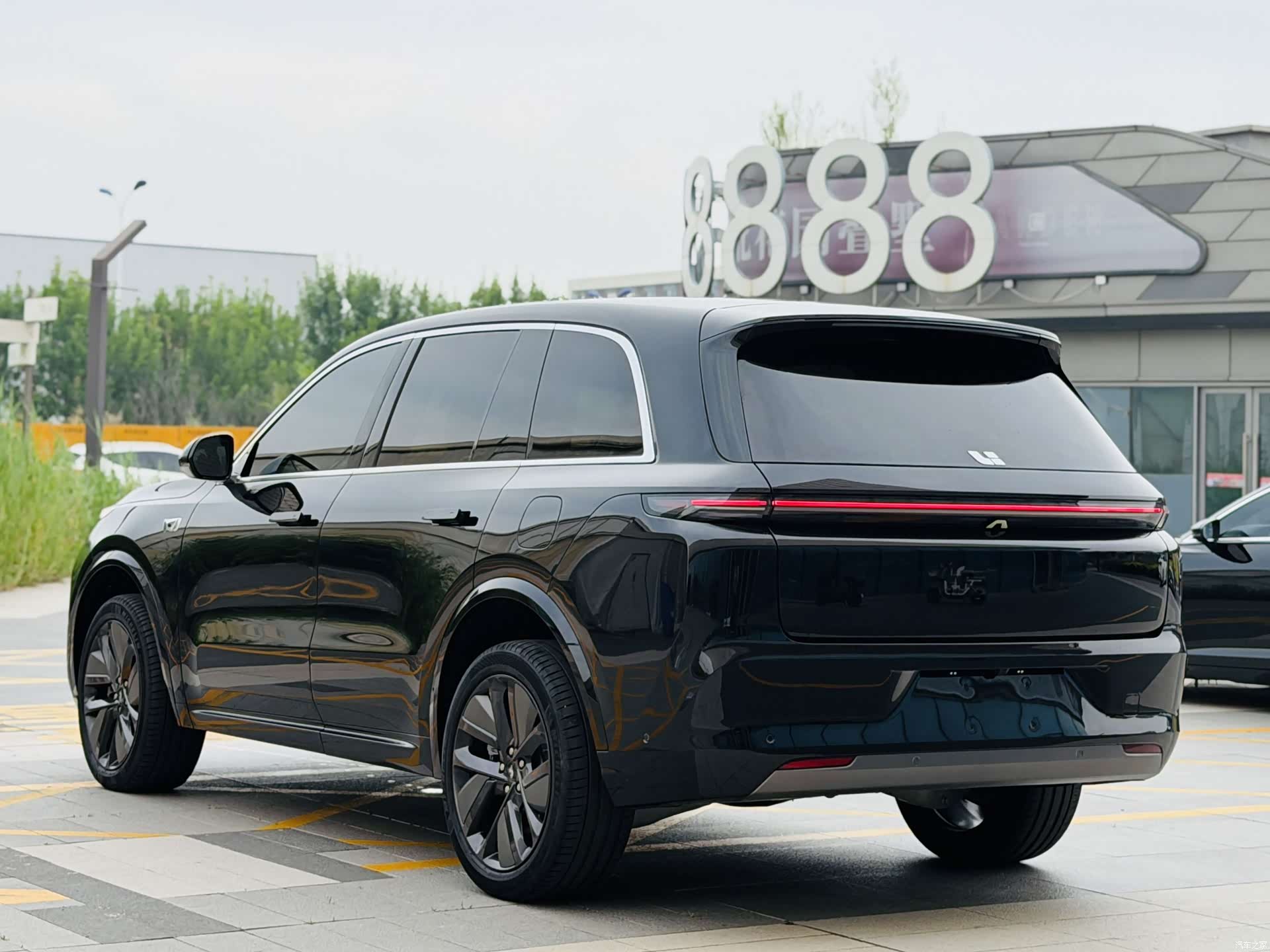 Li Auto L8, 2025 все фото