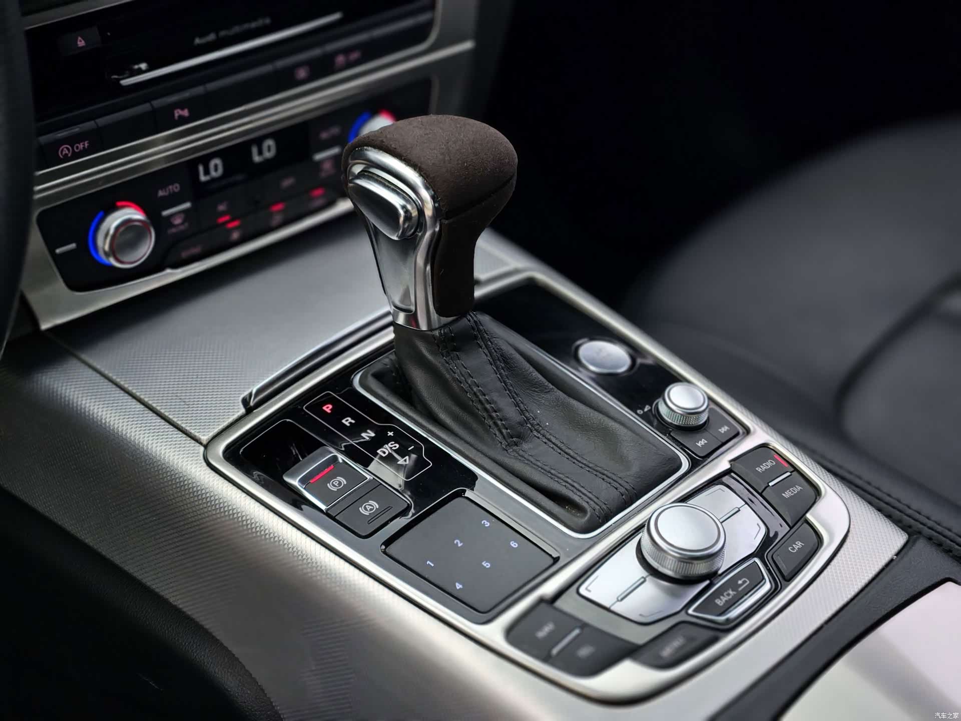 Audi A6L, 2013 22