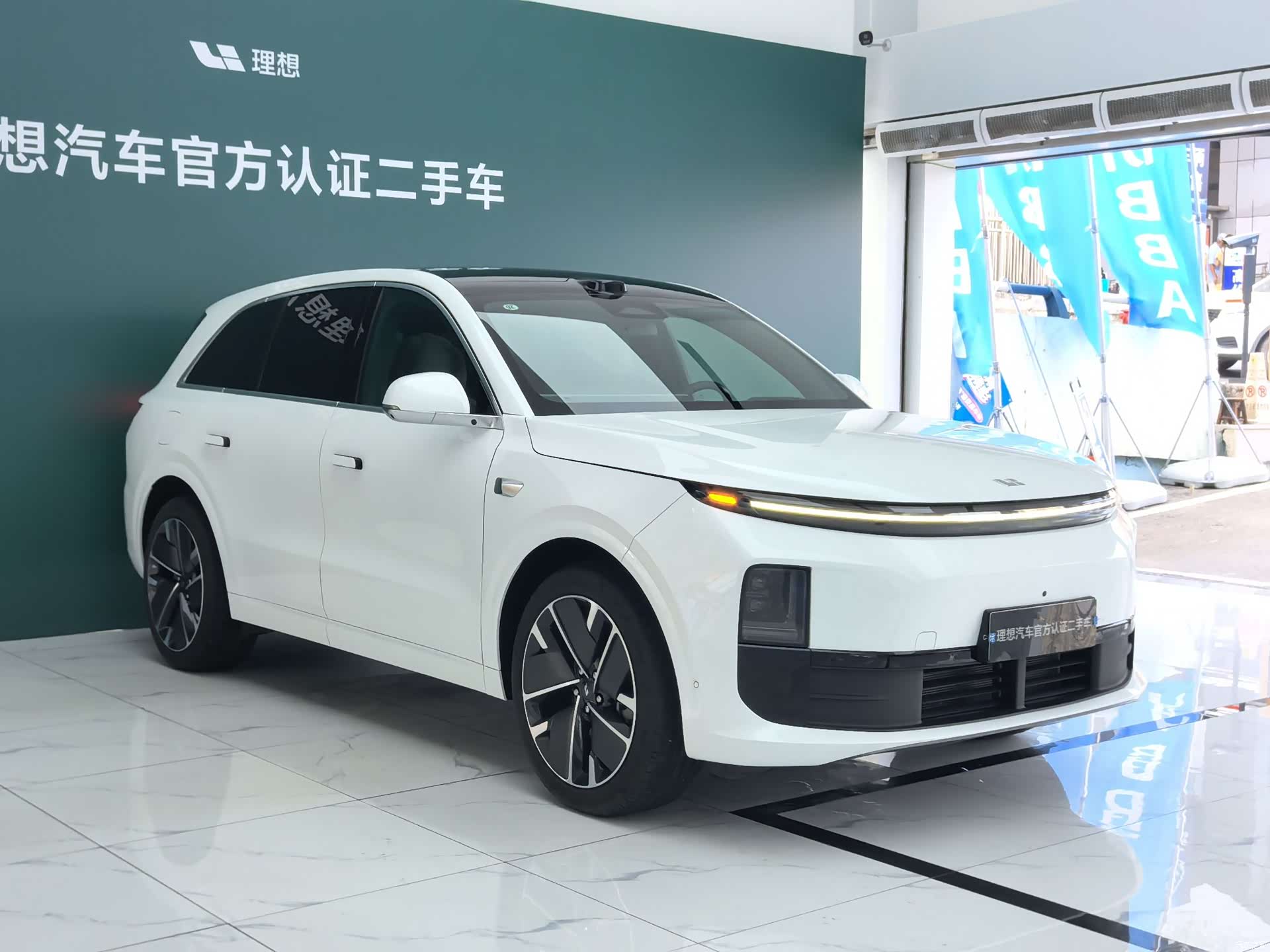 Li Auto L6, 2025 3
