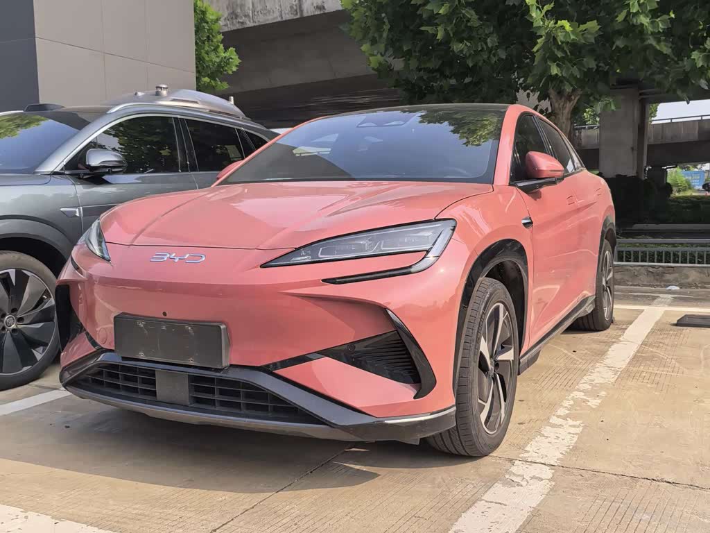 BYD 07 EV