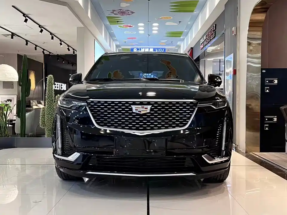 Cadillac XT6