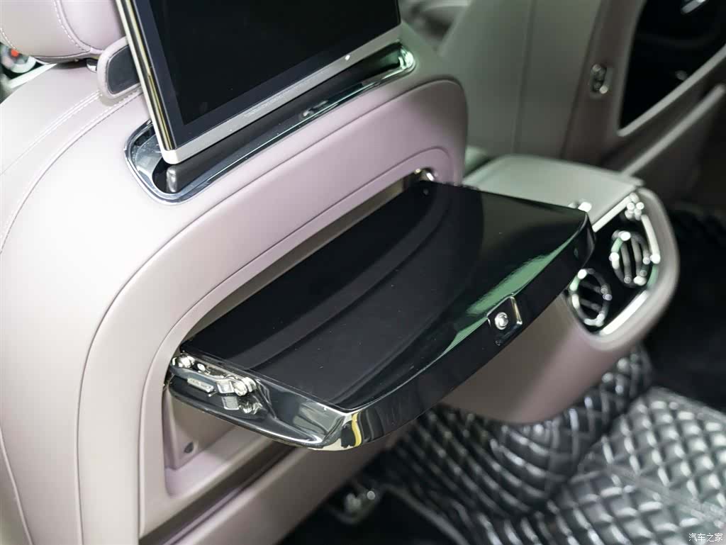 Bentley Mulsanne, 2020 13