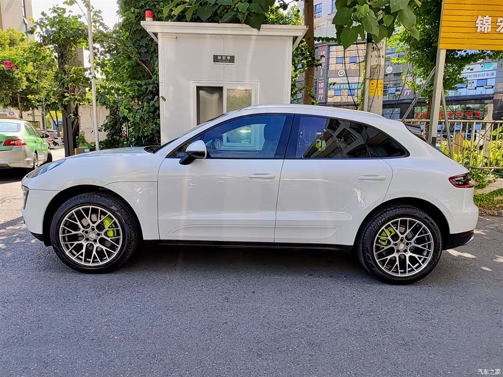 Porsche Macan, 2016 3