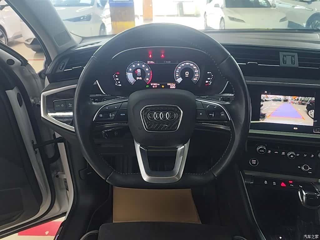Audi Q3, 2021 11