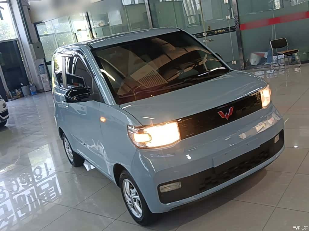 Wuling MINIEV, 2020 4