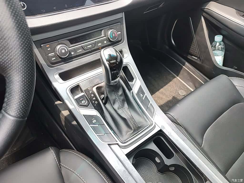 Geely Emgrand, 2019 14