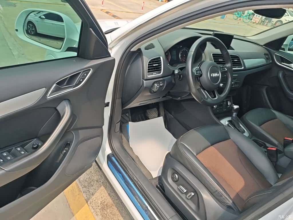 Audi Q3, 2019 16