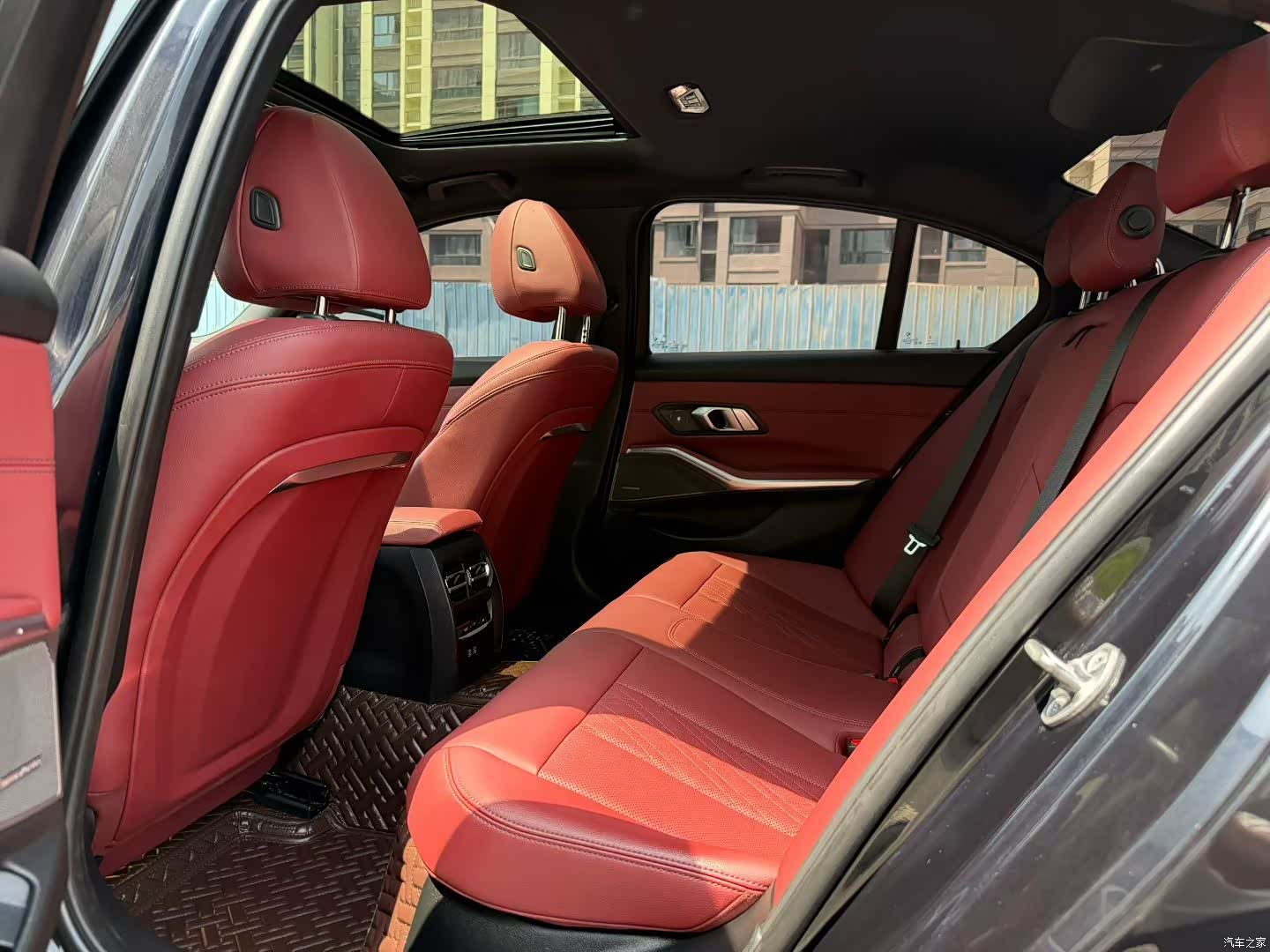 BMW 3 Series, 2023 6