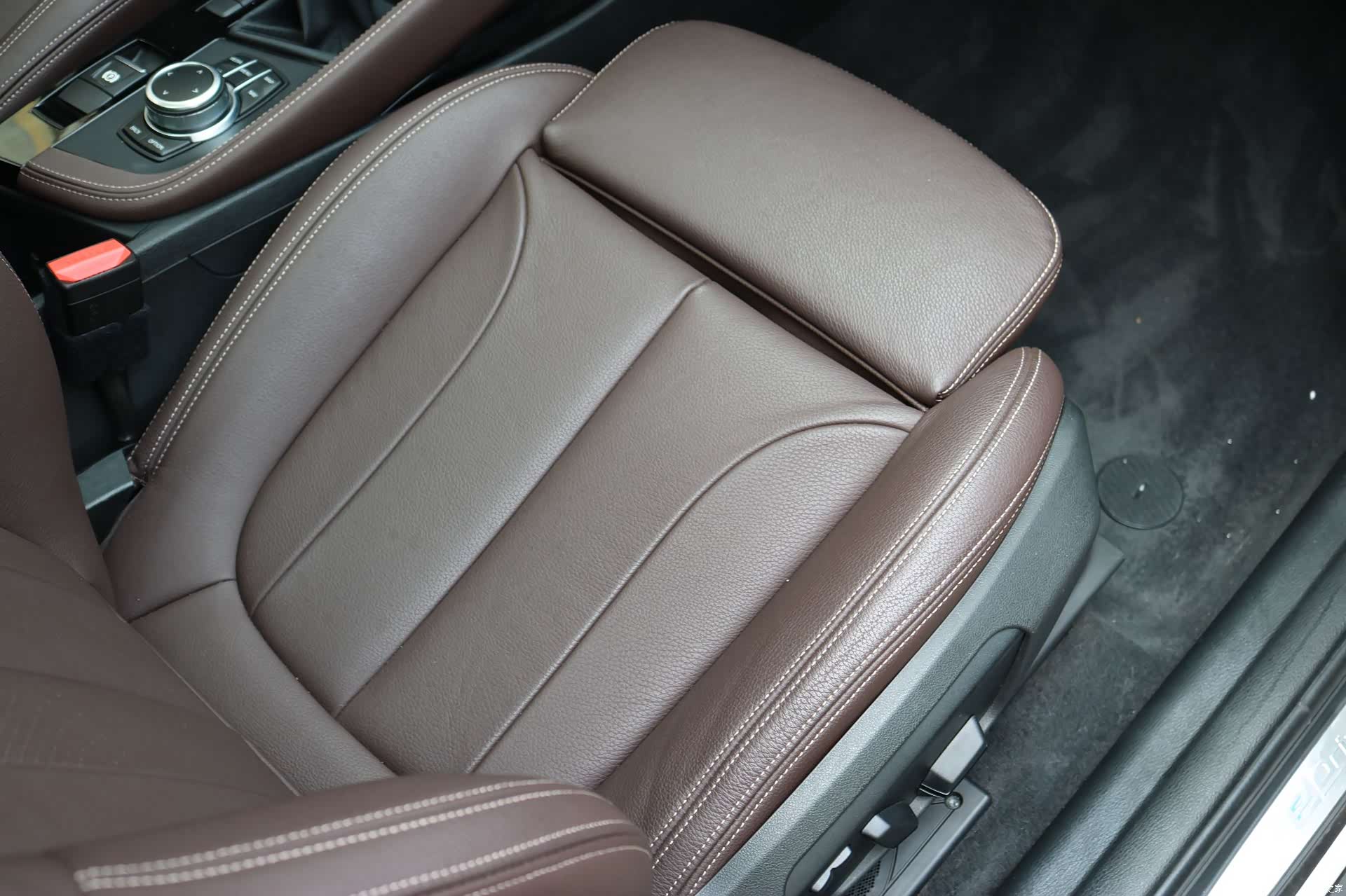 BMW X1, 2018 12