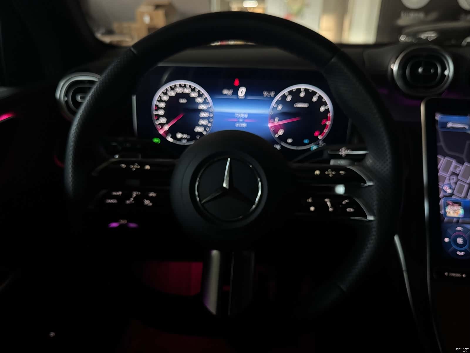 Mercedes-Benz GLC, 2024 18