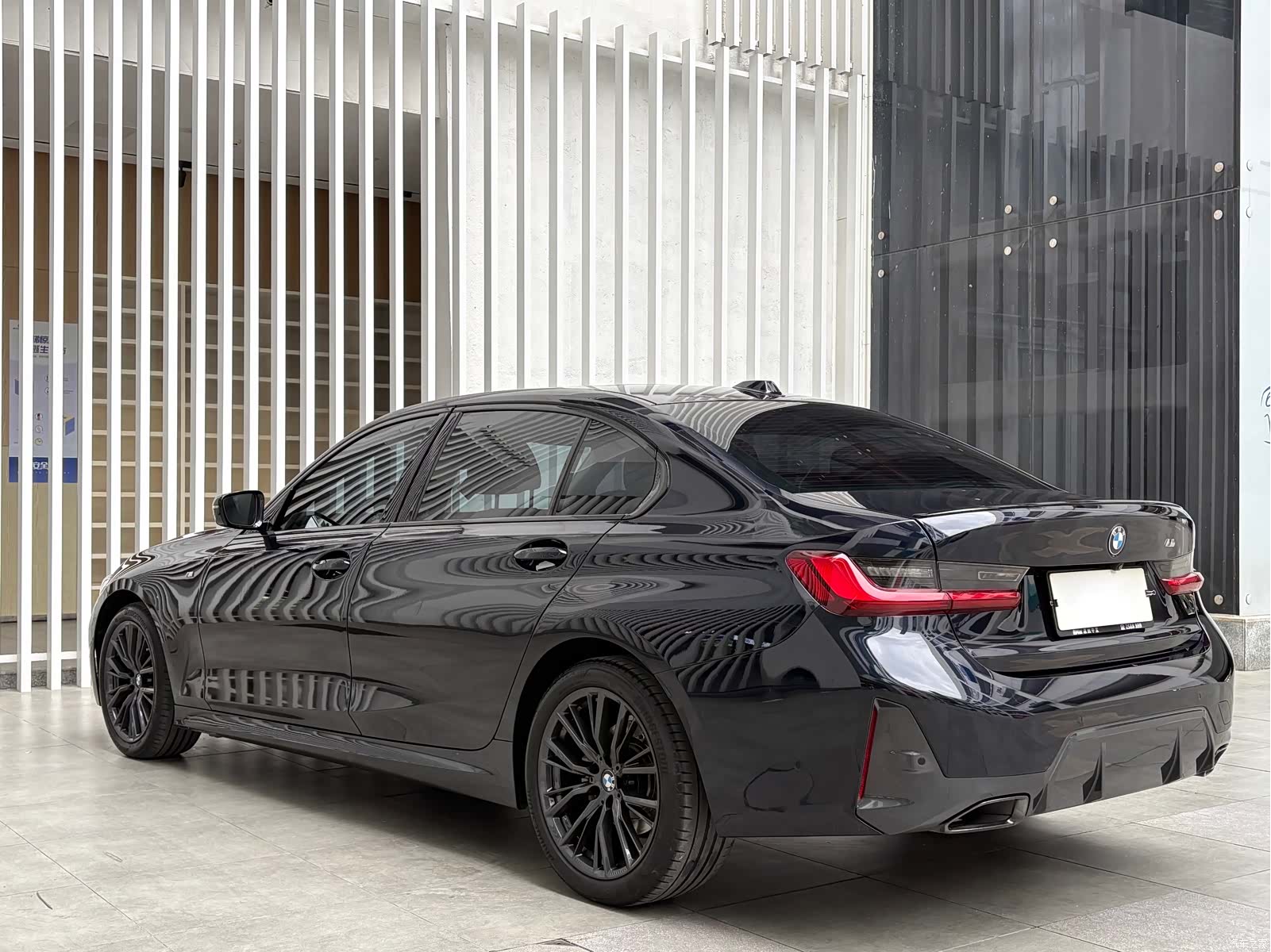 BMW 3 Series, 2023 14