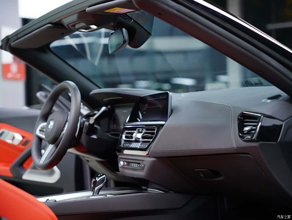 BMW Z4, 2024 38