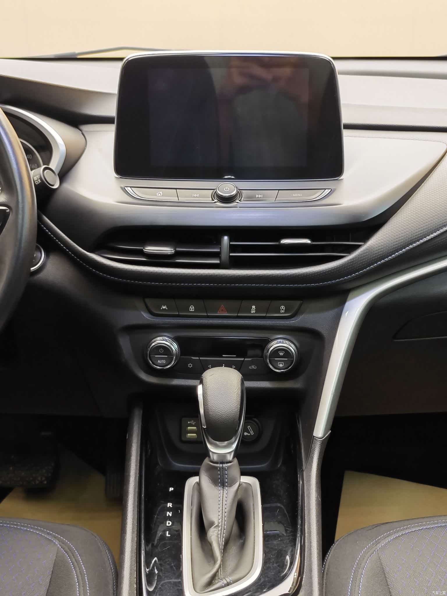 Buick Encore, 2020 18