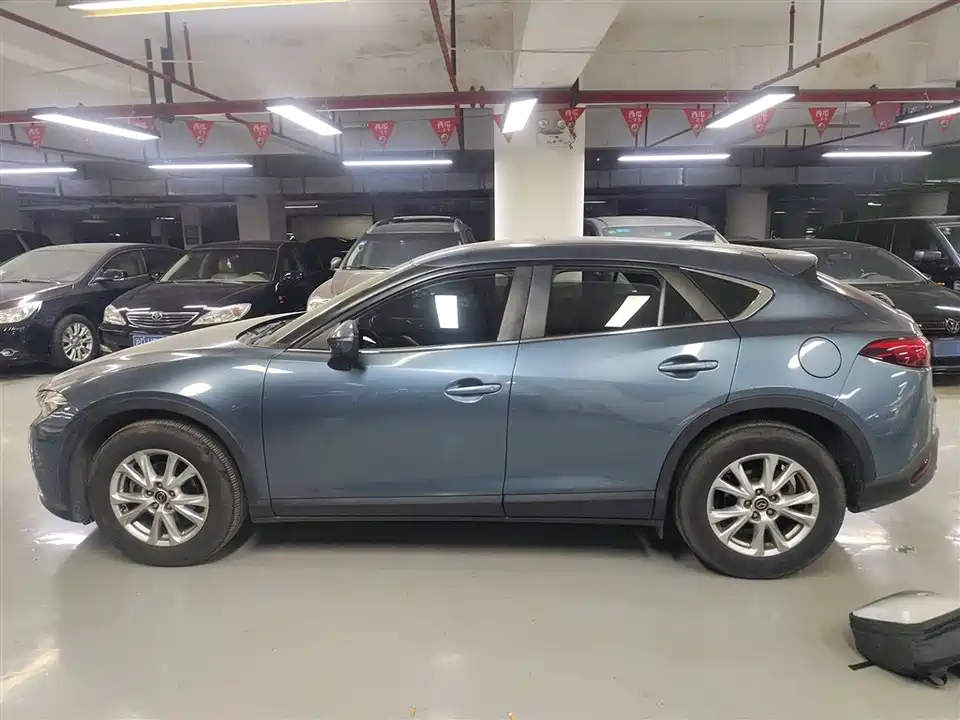Mazda CX-4