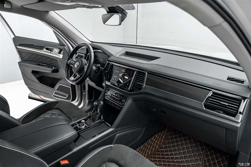 Volkswagen Teramont X, 2020 19