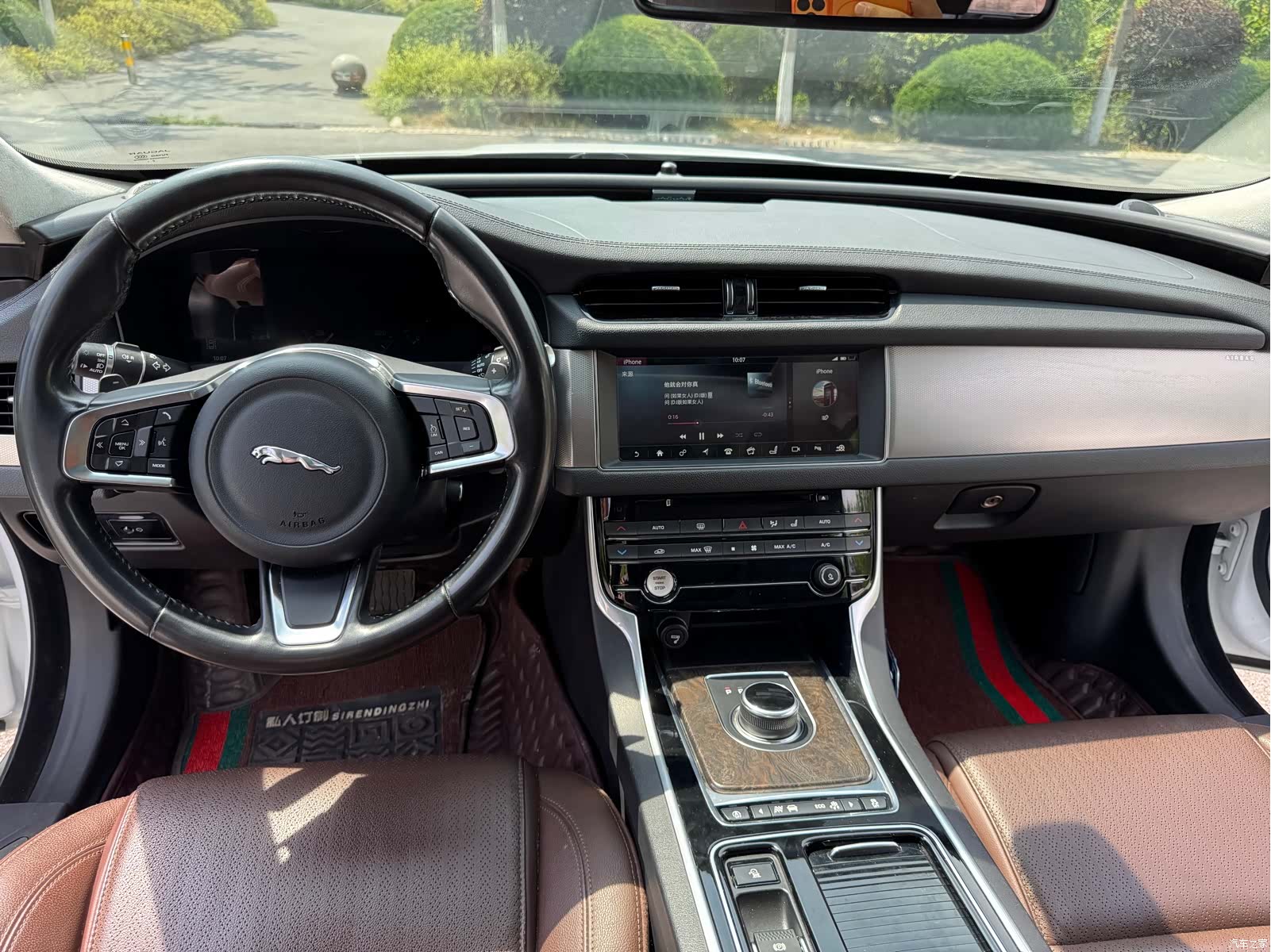 Land Rover XFL, 2018 29