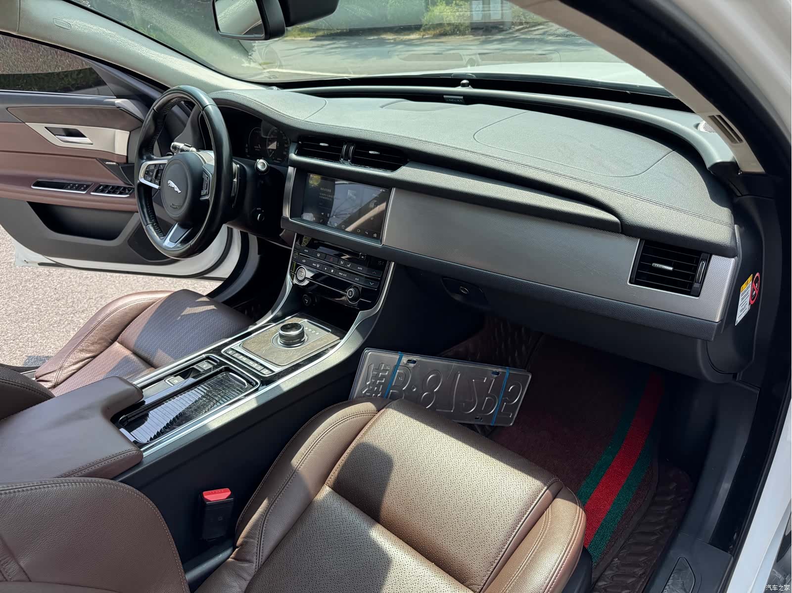 Land Rover XFL, 2018 19