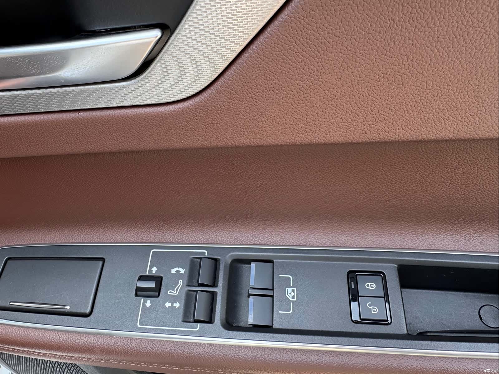 Land Rover XFL, 2018 21