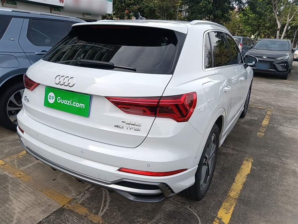 Audi Q3