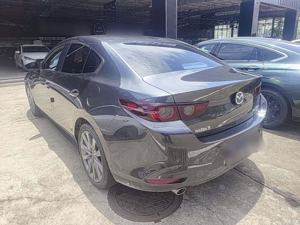Mazda Mazda3, 2023 все фото