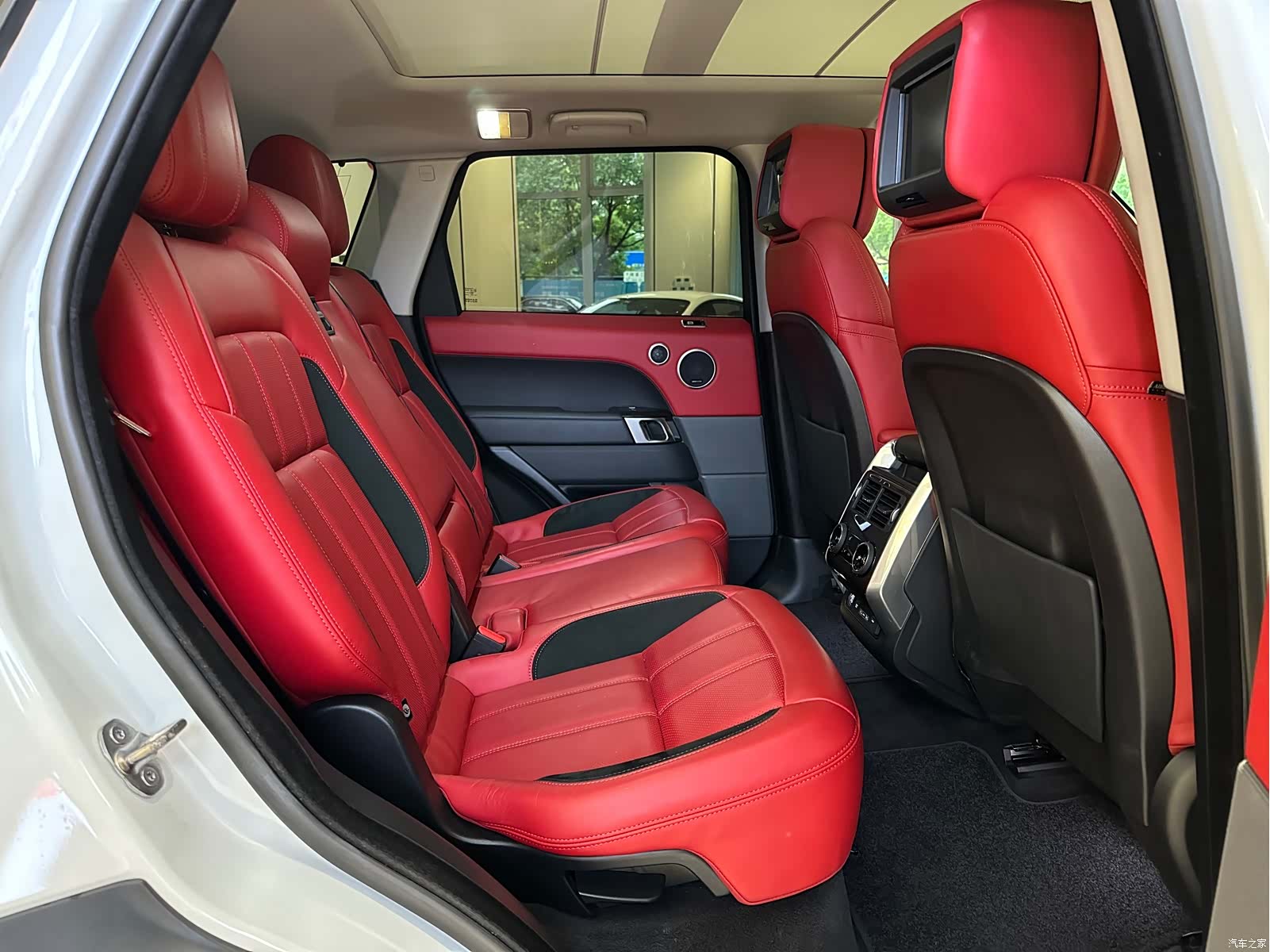 Land Rover Range Rover, 2022 14