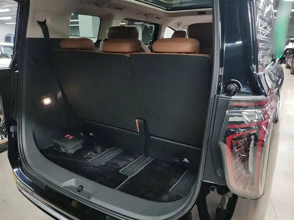 Hongqi HQ9 Hongqi HQ9