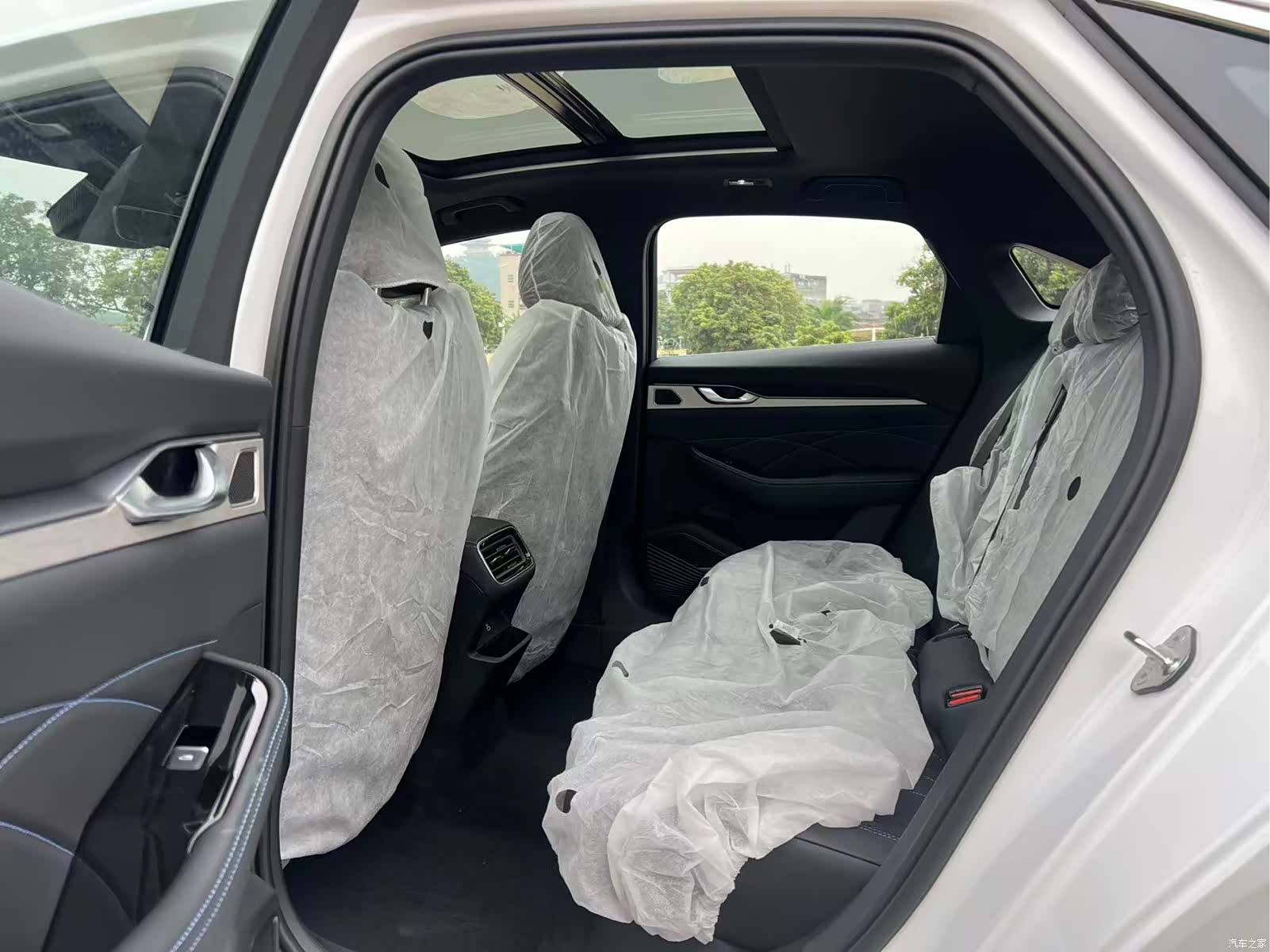 Geely Preface, 2026 11