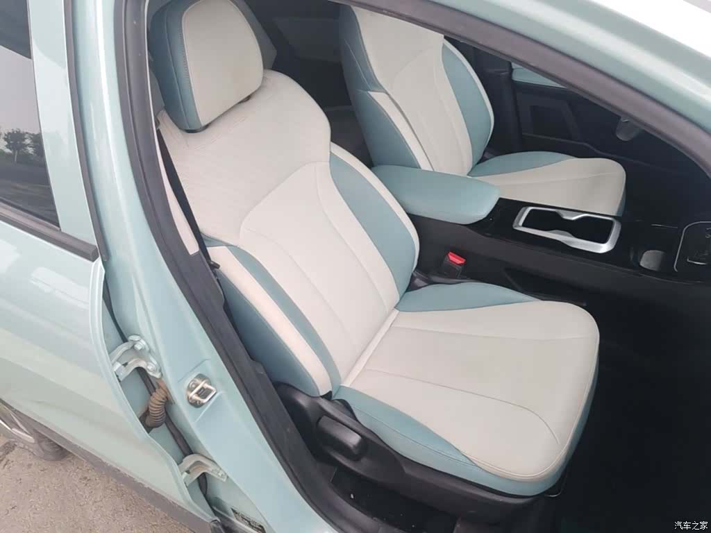 Geely E, 2023 20