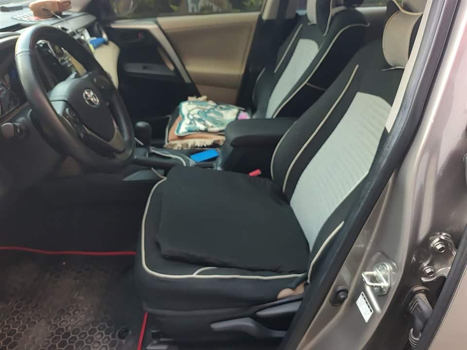 Toyota RAV4 Rongfang