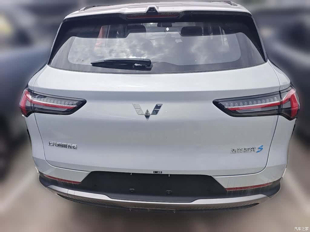 Wuling Starlight, 2026 10